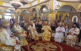 Kremtime në 20 vjetorin e fronëzimit të Mitropolitëve