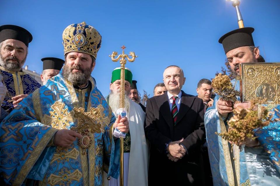 Momente nga Kremtimi i Ujit të Bekuar Korçë, nderon me pjesëmarjen e tij Presidenti i Republikës z. Ilir Meta