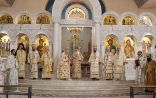 Kremtim i ngrohtë në ditën e emrit të Kryepiskopit Anastas