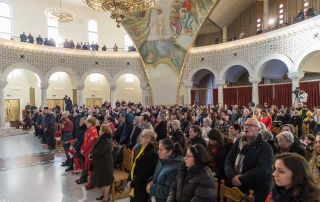 Festim i shndritshëm dhe i gëzuar i Krishtlindjes në Kryeqytet