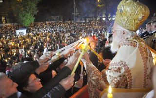 Kremtimi i Pashkës në katedralen “Ngjallja e Krishtit” Tiranë & Pritja e personaliteteve. (20 Prill 2014)