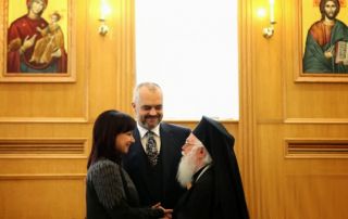 Ευχές πολλές και θερμές – Ο Μακαριώτατος Αρχιεπίσκοπος κ. Αναστάσιος δέχθηκε επισκέψεις στο μέγαρο της Ιεράς Συνόδου – Δεκεμβρίου 2013. Ευχές πολλές και θερμές – Ο Μακαριώτατος Αρχιεπίσκοπος κ. Αναστάσιος δέχθηκε επισκέψεις στο μέγαρο της Ιεράς Συνόδου – Δεκεμβρίου 2013.