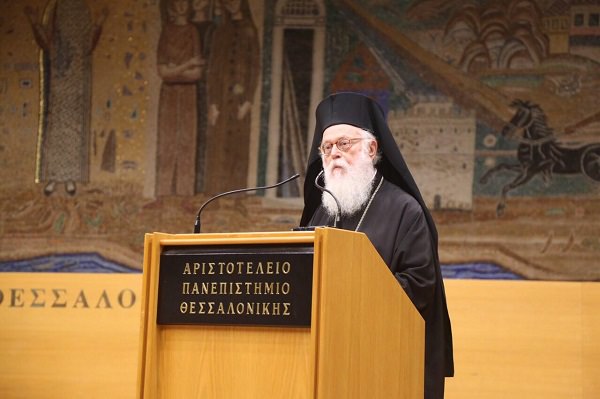 Kryepiskopi Anastas nderohet me “Aristoteli i artë” nga Universiteti i Selanikut