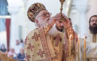 U kremtua Lartësimi i Kryqit të Nderuar U kremtua Lartësimi i Kryqit të Nderuar