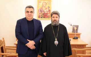 Kryepiskopi i Tiranës, Durrësit edhe gjithë Shqipërisë Fortlumturia e Tij Imzot Joani pret në takim Ministrin e Ekonomisë, Kulturës dhe Inovacionit Z. Blendi Gonxhe. 08.07.2025