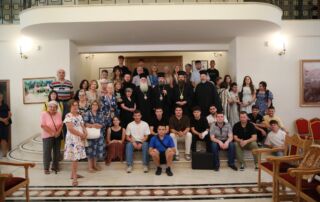 Kryepiskopi i Tiranës, Durrësit dhe gjithë Shqipërisë Imzot Joan priti Mitropolitin e Dhimitriadës z. Ignat bashkë me një grup të rinjsh dhe bashkëpunëtorësh që ndihmuan në kampet verore. 20.08.2025