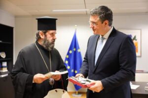 O Μακαριώτατος, Αρχιεπίσκοπος Αλβανίας Ιωάννης, πραγματοποίησε σήμερα μια σειρά σημαντικών συναντήσεων με ανώτερους αξιωματούχους της Ευρωπαϊκής Ένωσης στις Βρυξέλλες.