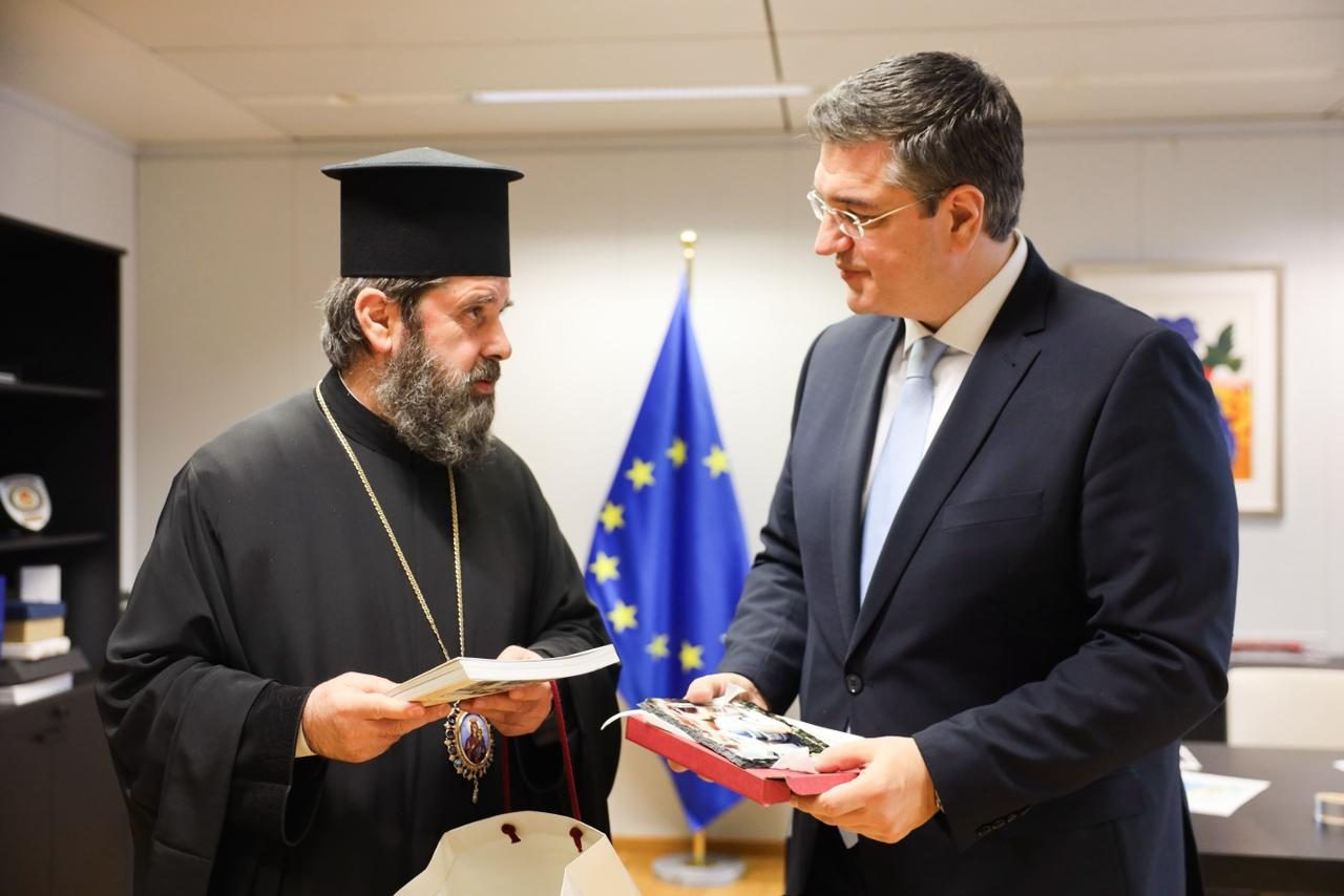 Fortlumturia e Tij, Kryepiskopi i Shqipërisë, Imzot Joani, zhvilloi sot një seri takimesh të rëndësishme me zyrtarë të lartë të Bashkimit Europian në Bruksel.