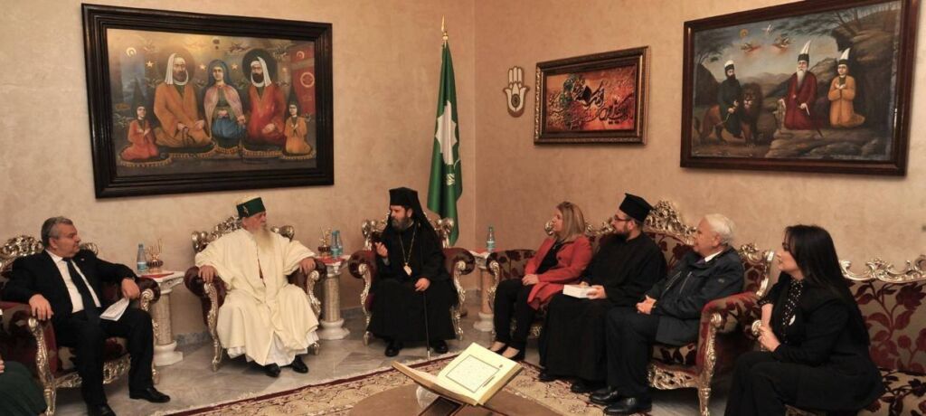 Kryepiskopi Joan uron Kryetarin e Komunitetit Mysliman të Shqipërisë & Kryegjyshin Botëror Bektashian për Fitër Bajramin