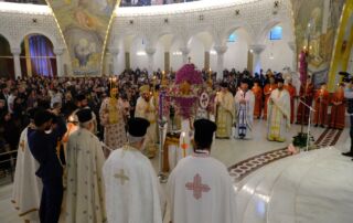 Vajtimet dhe procesioni i Epitafit (të premten në mbrëmje), drejtuar nga Fortlumturia e Tij, Joani, Kryepiskop i Tiranës, Durrësit dhe i Gjithë Shqipërisë. Katedralja “Ngjallja e Krishtit”, Tiranë 10 prill 2026