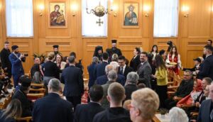 Fortlumturia i Tij Joani Mikpriti Udhëheqës Fetarë dhe Personalitete të Shquara për festën e Madhe  të Pashkës