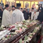 Pritja e arkëmortit të Kryepiskopit Anastas në Mitropolinë e Shenjtë të Gjirokastrës.
