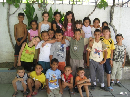 Kampet verore ditore në 27 enori të Kishës sonë