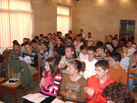 Takime rinore nëpër dioqezat e Kishës sonë