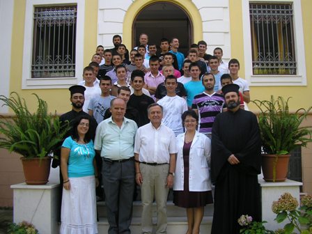 Të kremten e Kryqit të Nderuar nisën me entuziazëm edhe shkollat e Kishës sonë
