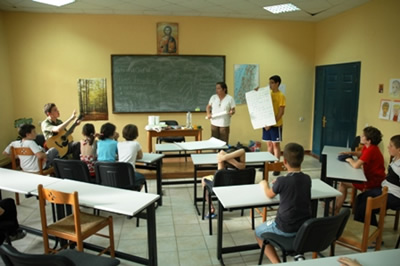 Kamp për fëmijë nga të rinj orthodhoksë amerikanë — tre vjet eksperiencë e dobishme për fëmijët pjesëmarrës në aktivitetet e Kishës sonë