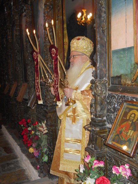 Krishtlindjet në Mitropolinë e Gjirokastrës