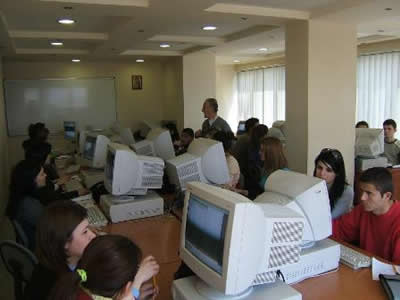 Zhvillim i mëtejshëm akademik dhe standarde bashkëkohore — Nis viti i ri akademik në institucionet e larta arsimore të Kishës sonë