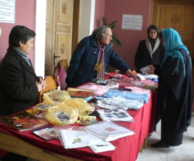 Panair me punime artizanale nga gratë orthodhokse të Tiranës