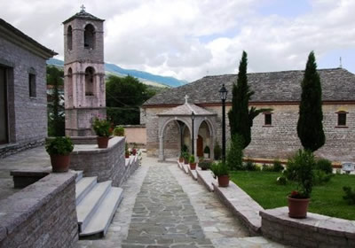 Festohet me solemnitet e kremtja e Fjetjes së Hyjlindëses Mari