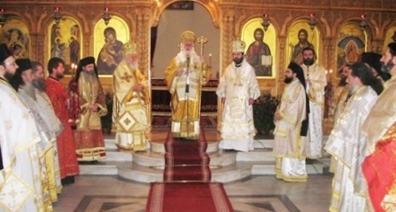 Urime të shumta në ditën e emrit të Kryepiskopit Anastas