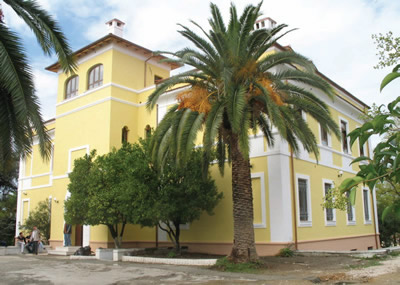 Mbyllet viti shkollor në institucionet arsimore të Kishës sonë