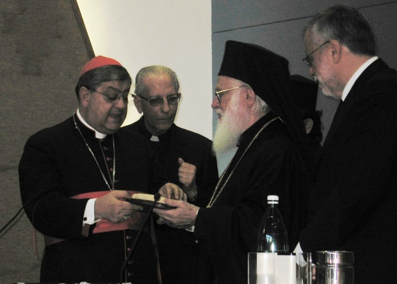 Kryepiskopit Anastas i jepet titulli Doktor Honoris Causa nga Universiteti Pontifik
