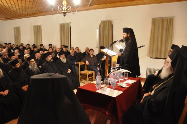 U zhvillua Asambleja Kleriko-Laike
