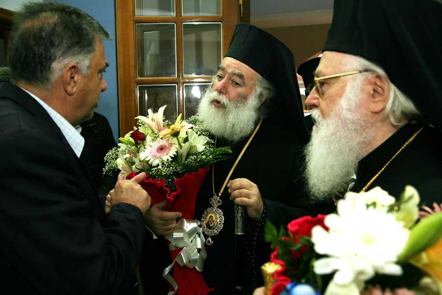 Papa dhe Patriarku i Aleksandrisë dhe gjithë Afrikës, Theodhori II viziton Klinikën Orthodhokse “Ungjillëzimi” dhe pritet me madhështi në qytetin e Korçës