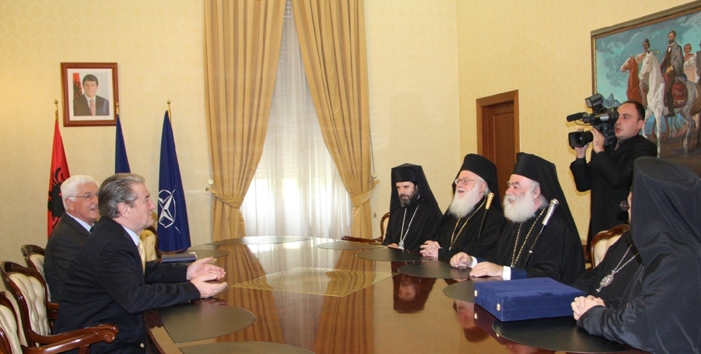Papa dhe Patriarku i Aleksandrisë dhe gjithë Afrikës, Imzot Theodhori II, takohet me krerët më të lartë të shtetit shqiptar