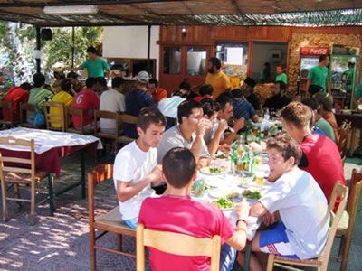 Rihapet kampi i Skrofotinës në Vlorë