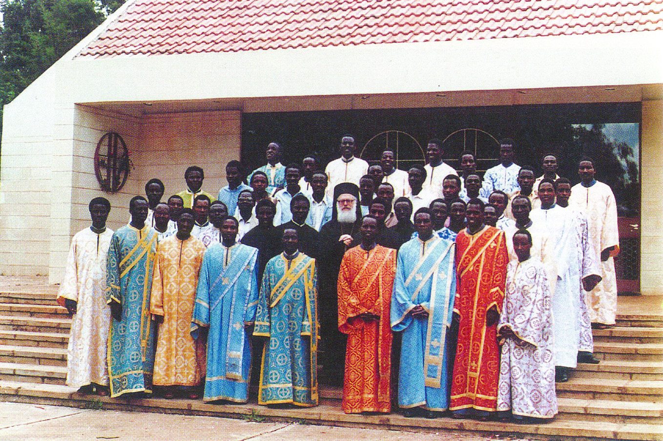 Brez i ri klerikësh afrikanë (1988).
