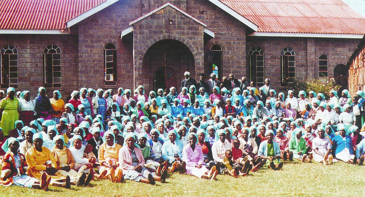 “Bashkimi i Nënave” i famullisë së Shën Pavlit, Kagkira, Nairobi (1990).