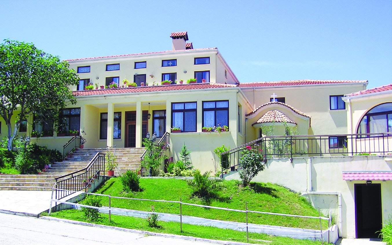 Jetimorja “Shtëpia e Shpresës” në Manastirin e Shën Vlashit në Durrës.