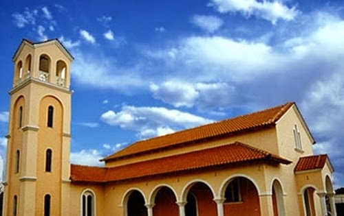 Vepra ndërtuese në Peqin
